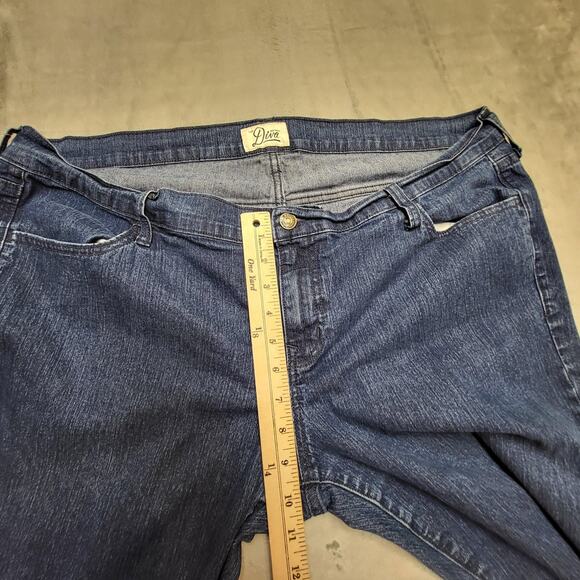 Old Navy Jeans Womens 18 Regular Blue The Diva Straight Leg Stretch Denim - Picture 7 of 10